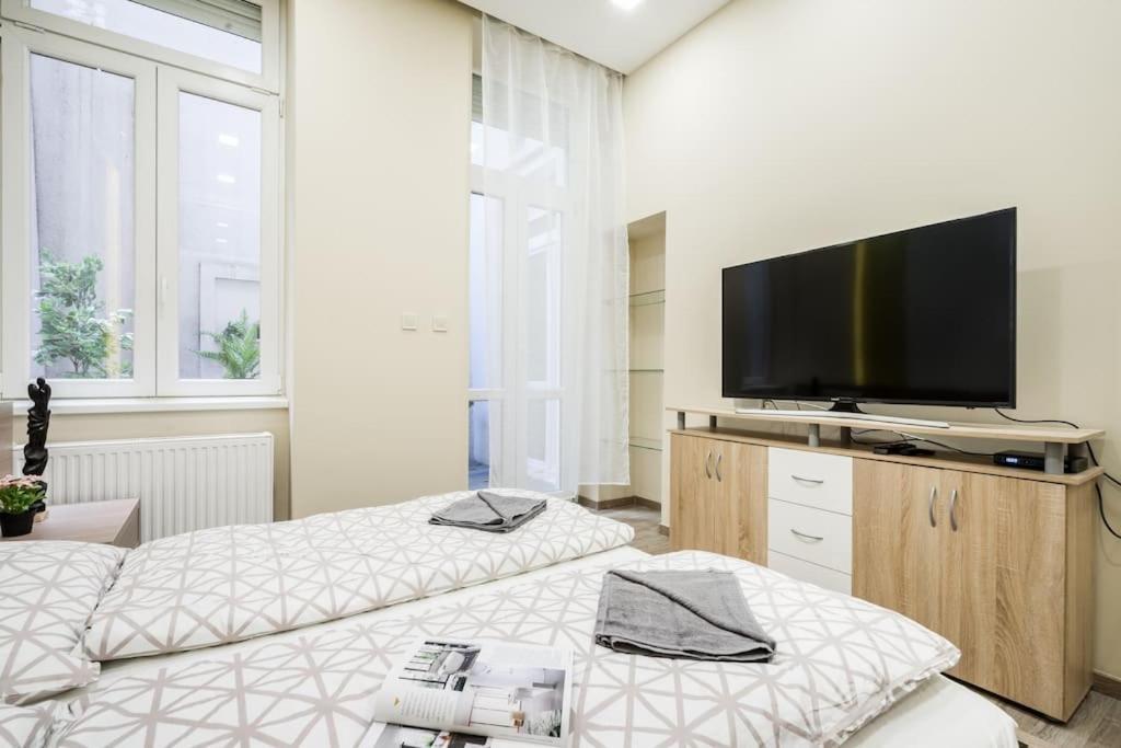 Szalag Utca 6 Luxurious Flat Castle District Apartment Budapest Bagian luar foto